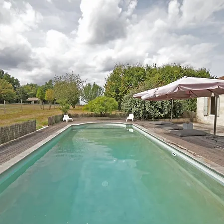 Alojamento de Acomodação e Pequeno-almoço Chateau Rambaud By Weekome