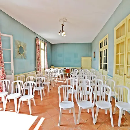 Alojamento de Acomodação e Pequeno-almoço Chateau Rambaud By Weekome